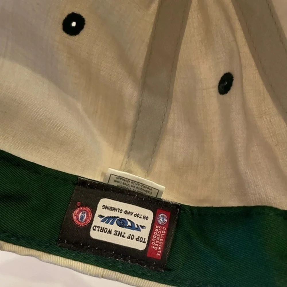 2009 Brut Sunbowl men’s hat‎
